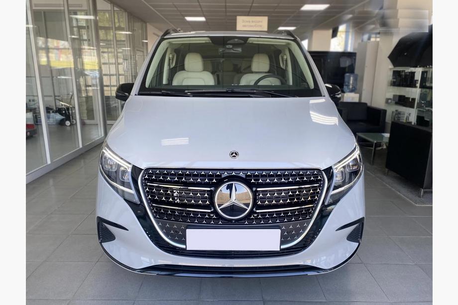 Mercedes Vito/V-class W447 2014- Frontstoßstange komplett (Vito 2025 Design) Image