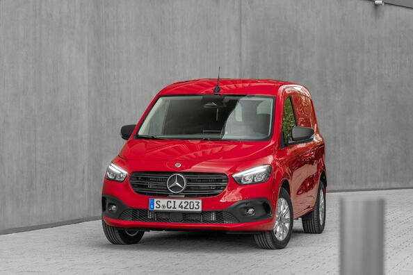 Testbericht des Mercedes-Benz Citan Furgon Van der zweiten Generation Foto 1