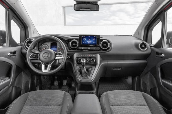 Testbericht des Mercedes-Benz Citan Furgon Van der zweiten Generation Foto 5