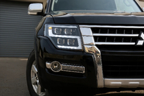 Mitsubishi Pajero Wagon IV 2006-2021 LED Frontscheinwerfer (2 Stk) Foto 1