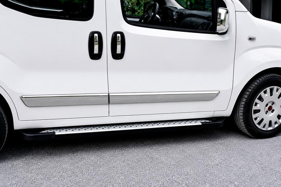 Opel Combo 2012-2018 Trittbretter Allmond Grey (2 Stk., Alu) Image