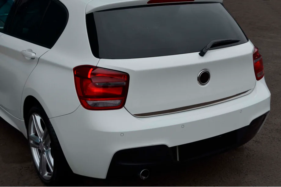 BMW 1 Series F20/F21 2011-2019 Kofferraumleiste Edelstahl Image