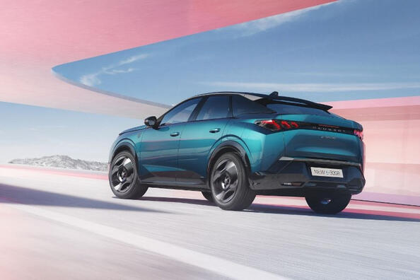 Peugeot e-3008 Testbericht: Spezifikationen, Ausstattung und weitere Merkmale des Modells Foto 3