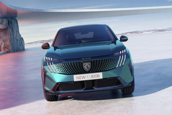 Peugeot e-3008 Testbericht: Spezifikationen, Ausstattung und weitere Merkmale des Modells Foto 1
