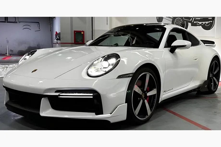 Porsche 911 (992) 2018– Bodykit für Turbo S Image