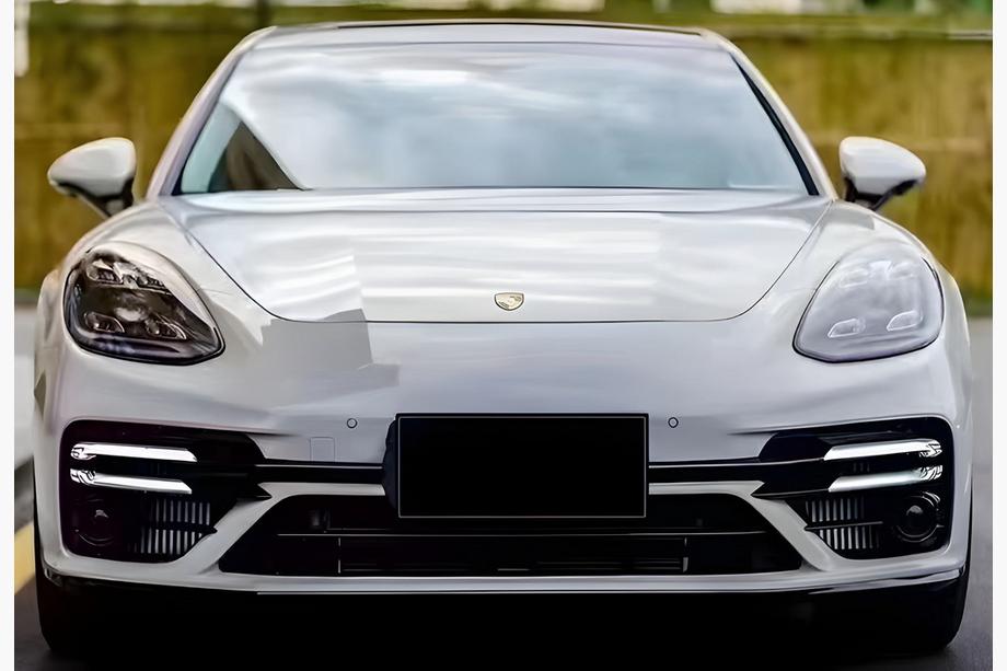 Porsche Panamera 2016-2023 Frontstoßstange im Turbo S Stil Image