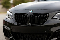 BMW 2 Series F22/F23 2014-2021 Nieren M-Look (Schwarz Glanz) Foto 1