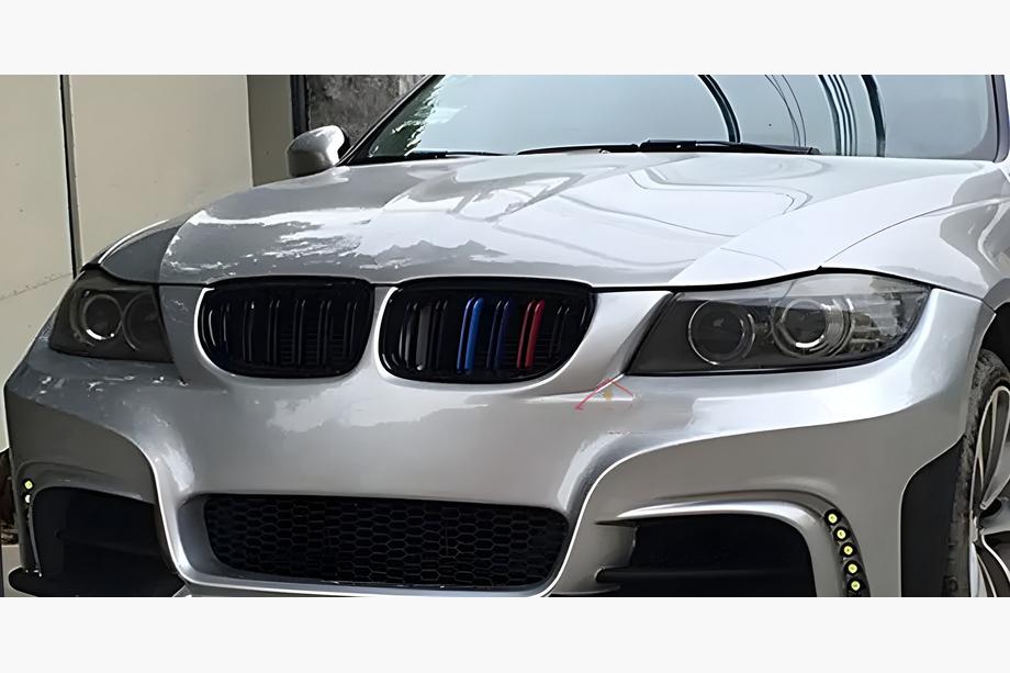 BMW 3 Series E90/E91 2005-2011 Nieren M-Look (für E-90/91 2008-2012, M-Color) Foto 3