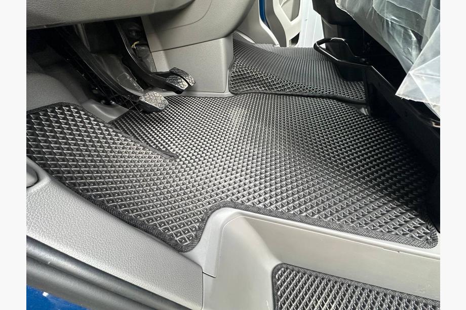 Volkswagen Crafter 2016- Fußmatten 2024+ (3Stk, EVA, Schwarz) Foto 5