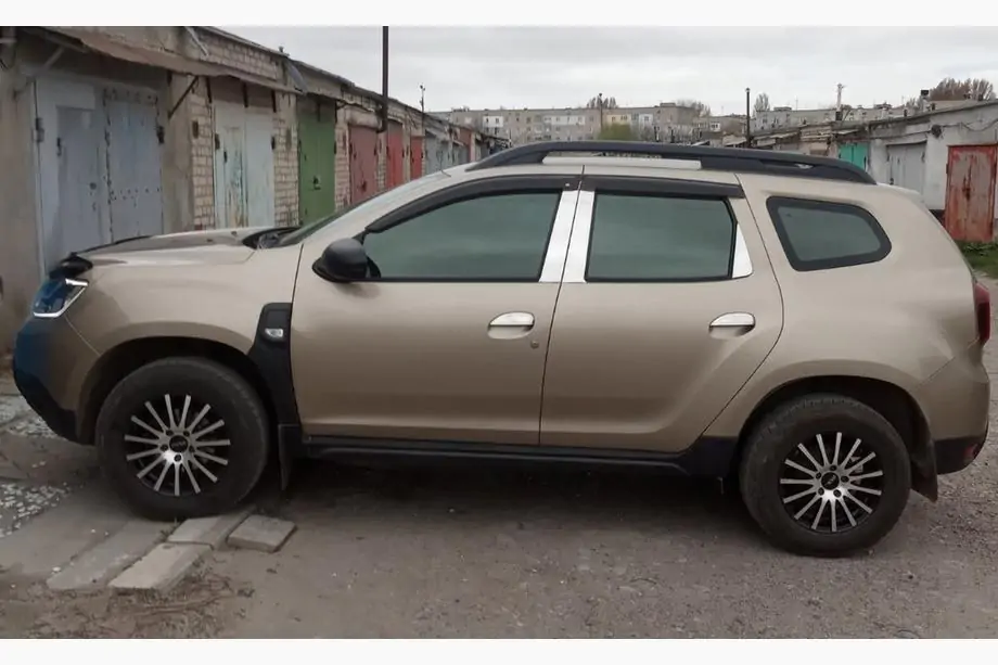 Renault Duster 2008–2017 Edelstahl Türsäulen Zierleisten (6 Stk) Image