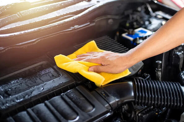 Automotorwäsche: Wie oft und warum ist sie notwendig?