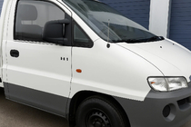 Hyundai H200, H1, Starex 1998-2007 Fensterzierleisten (2 Stk., Edelstahl) Foto 1
