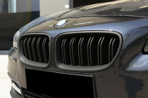 BMW 5 Series F10/F11 2010–2016 Nieren M-Look (schwarz matt) Foto 1