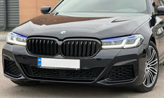 BMW 5er G30/G31 2017–2023 Nieren 1 Bar (2021+, Schwarz Glanz) Foto 2