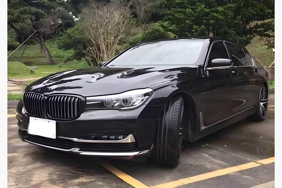 BMW 7 Series G11/G12 2015-2022 Nieren 1 Bar (2016-2019, Schwarz Glanz) Foto 2