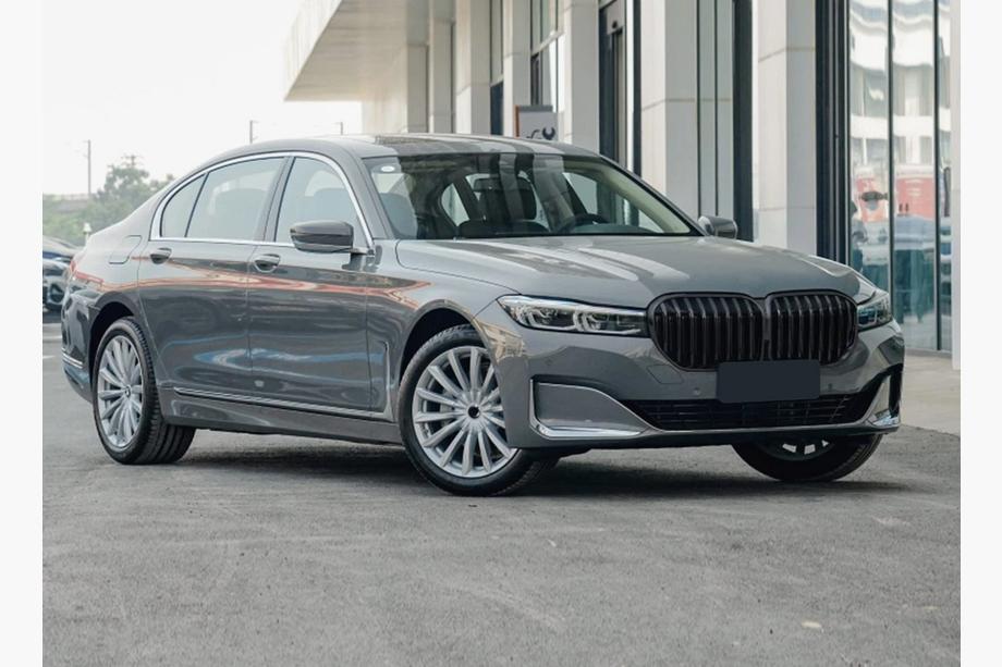 BMW 7 Series G11/G12 2015-2022 Nieren 1 Bar (2019-2022, Schwarz Glanz) Image