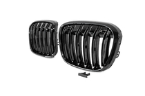 BMW X1 F48 2015-2022 Nieren M-Look (2015-2019, Schwarz Glanz) Foto 4