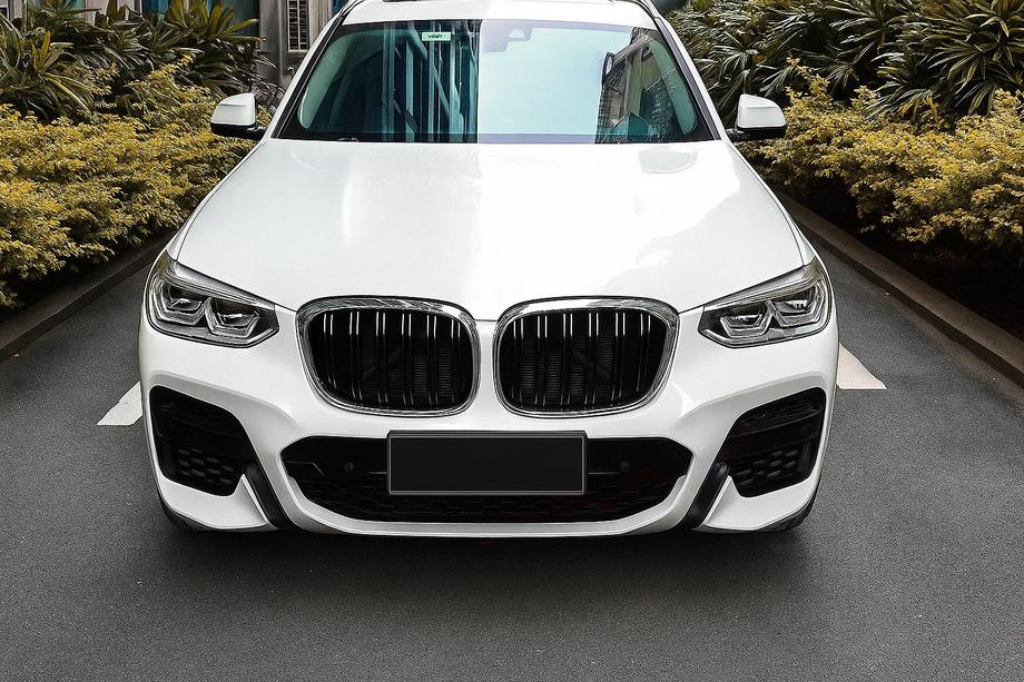 BMW X3 G01 2018- Nieren M-Look (2018-2021, Schwarz Glanz mit Chromrahmen) Image