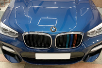 BMW X4 G02 2018- Nieren M-Look (2018-2021, M-Color mit Chromrahmen) Foto 1