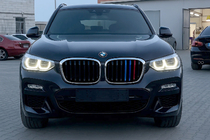 BMW X3 G01 2018- Nieren 1 Bar (2018-2021, M-Color mit Chromrahmen) Foto 1