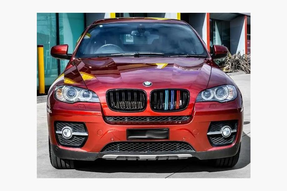 BMW X5 E70 2007-2013 Nieren M-Look (M-Color) Foto 3