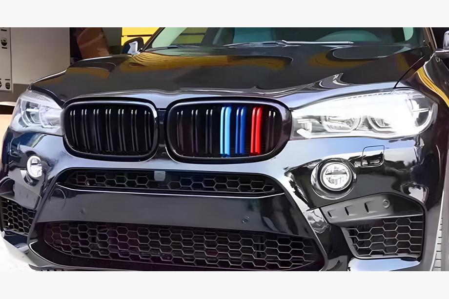 BMW X6 F16 2014-2019 Nieren M-Look (M-Color) Image