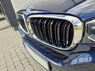 BMW X5 F15 2013-2018 Nieren M-Look (Schwarz Glanz mit Chromrahmen) Foto 3