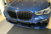 BMW X5 G05 2019–2026 Nieren 1 Bar (2019-2022, Schwarz Matt) Foto 1