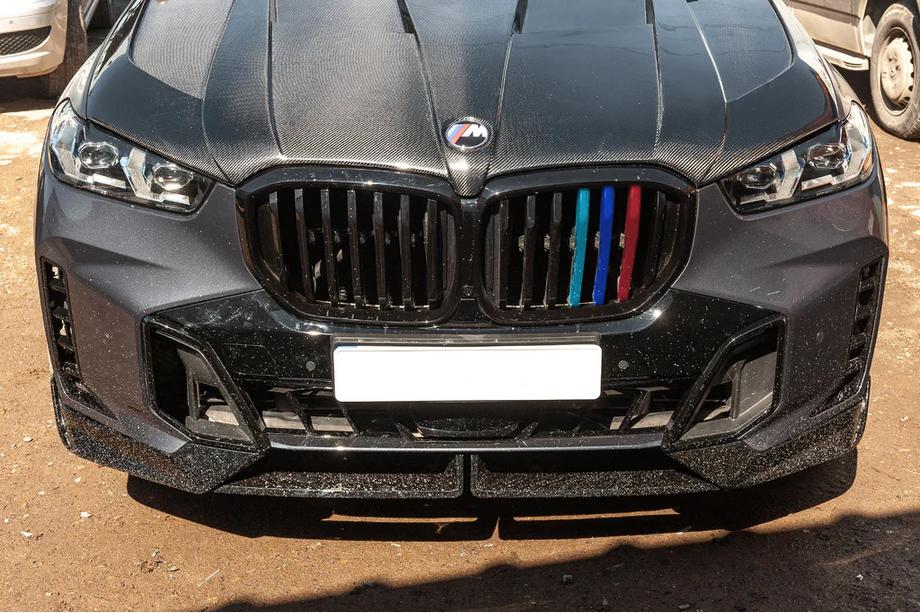 BMW X5 G05 2019–2026 Nieren 1 Bar (2023+, M-Color) Image