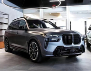 BMW X7 G07 2019- Nieren 1 Bar (2023+, Schwarz Glanz) Foto 3