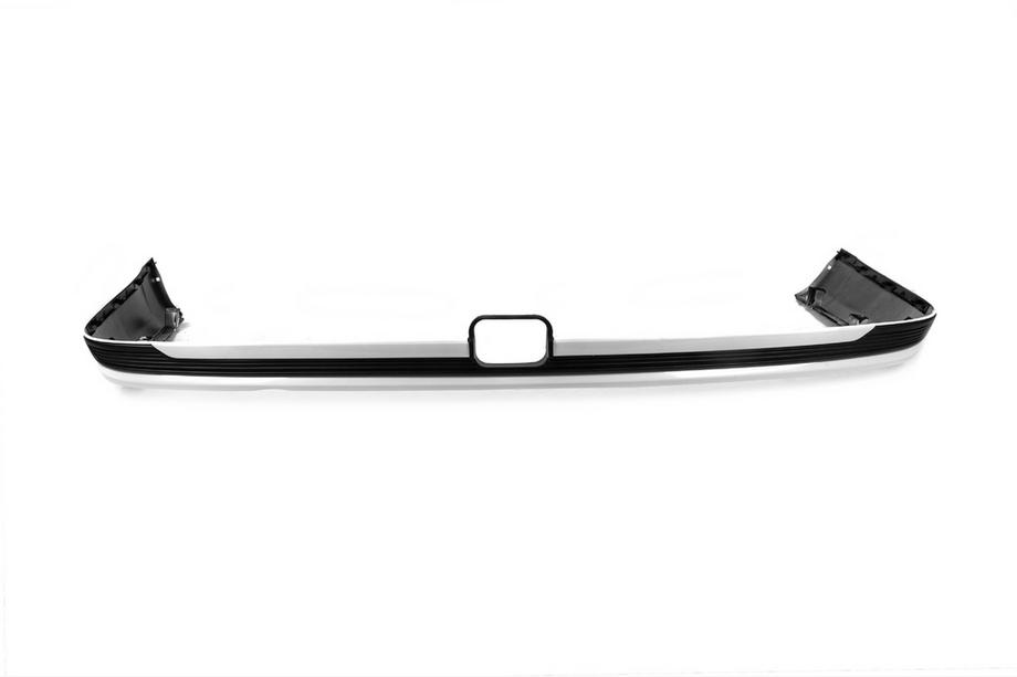 Toyota Land Cruiser 200 2007-2021 Heckschürze ohne Chrom 2016↗ (Executive 2019/2021, für Anhängerkupplung) Schwarz Foto 4