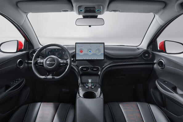 Testbericht zum elektrischen Fließheckmodell BYD e2 Foto 5