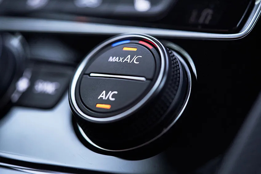 So schalten Sie die Klimaanlage im Auto richtig ein: Schritt-für-Schritt-Anleitung und nützliche Tipps