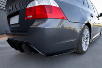 BMW 5 Series E60/E61 2003-2010 Heck Flaps Aufsätze DPT (Schwarz Glanz) Foto 2