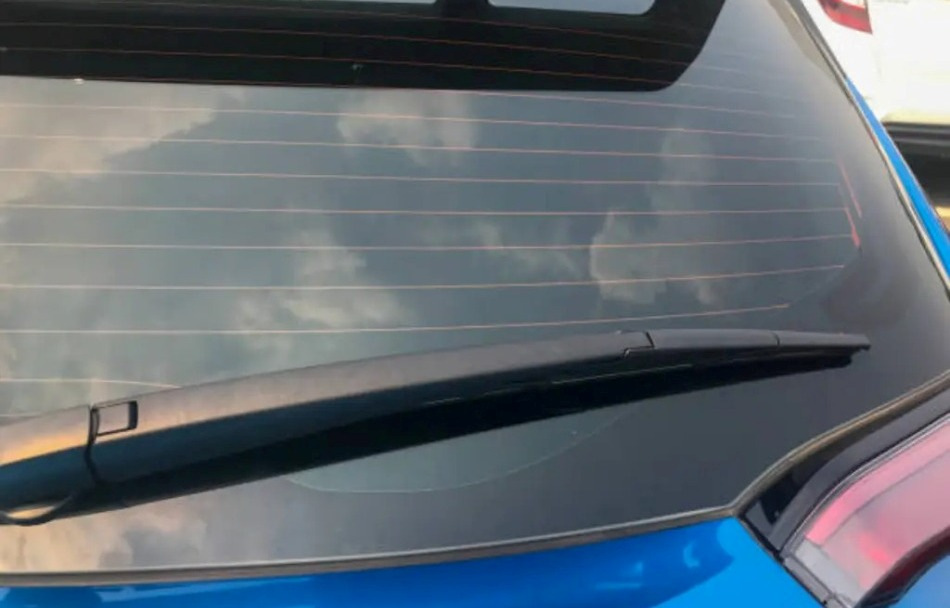 Vor- und Nachteile der Tönung der Heckscheibe eines Autos