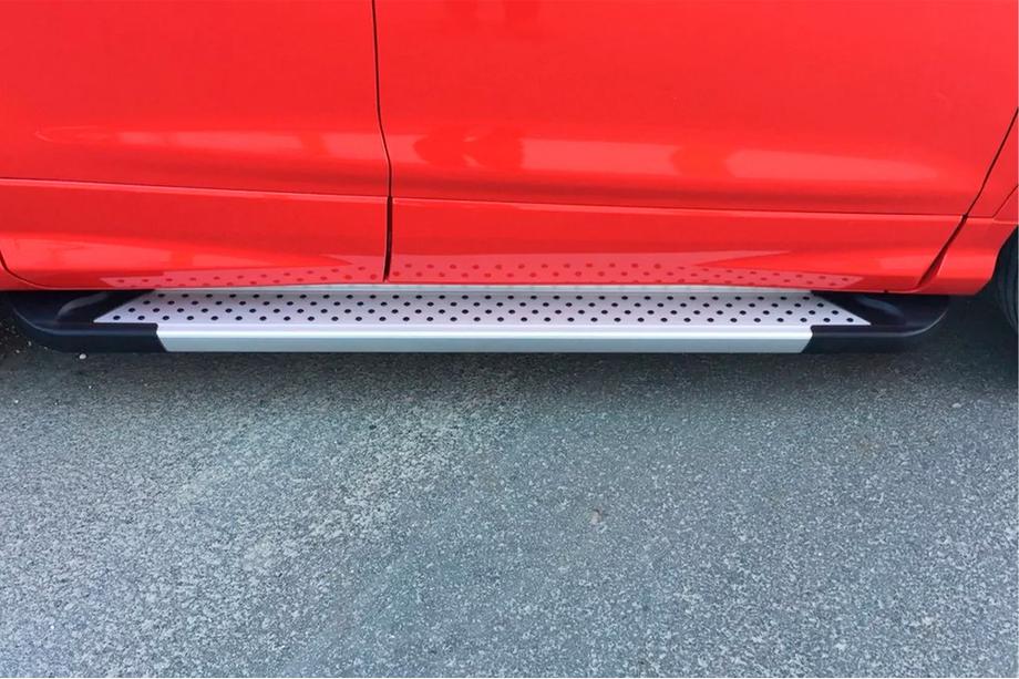 Ford Kuga/Escape 2013-2019 Trittbretter Allmond Grey (2 Stk, Alu) Mit schwarzer Leiste an den Türen Foto 6