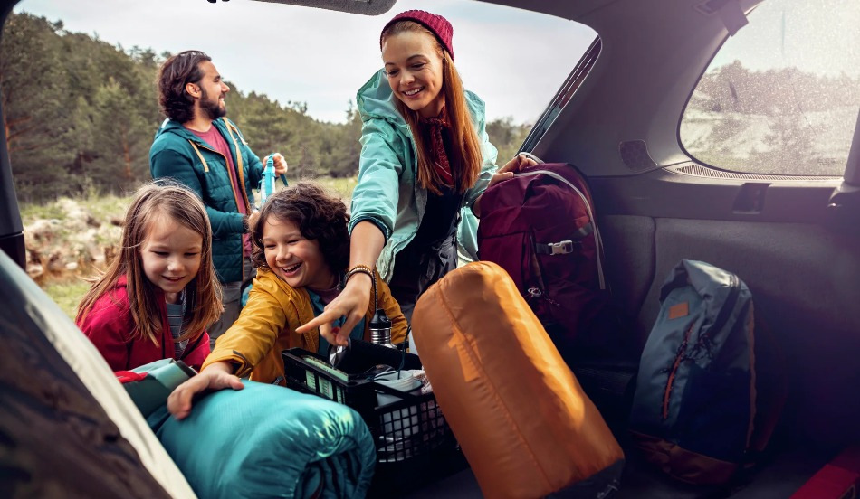 So machen Sie ein Auto für lange Fahrten mit Kindern komfortabel