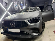 Mercedes E-class W213 2016-2023 Frontstoßstangenaufsätze (für AMG-Line 2020+, Trockencarbon) Foto 10