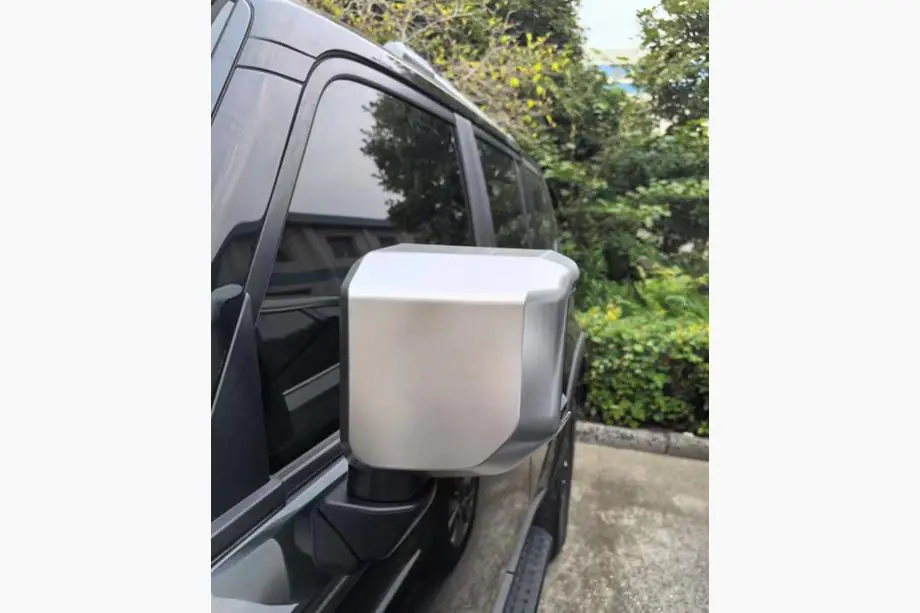 Toyota Land Cruiser Prado 250 2023- Spiegelabdeckungen Silber (2 Stk) Image