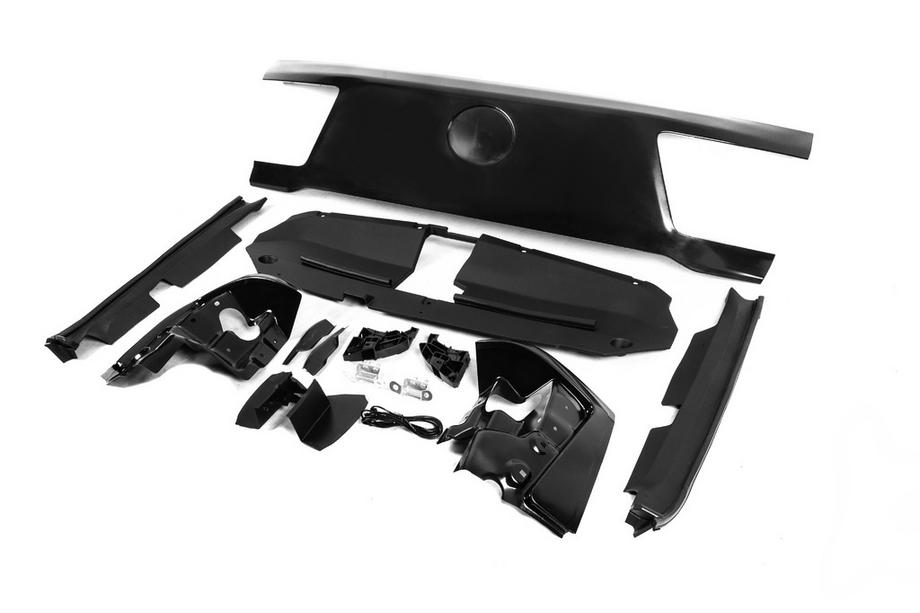 Toyota Land Cruiser 200 2007-2021 Facelift Kit auf LC 300 High-Line (Standard Kit) Foto 19