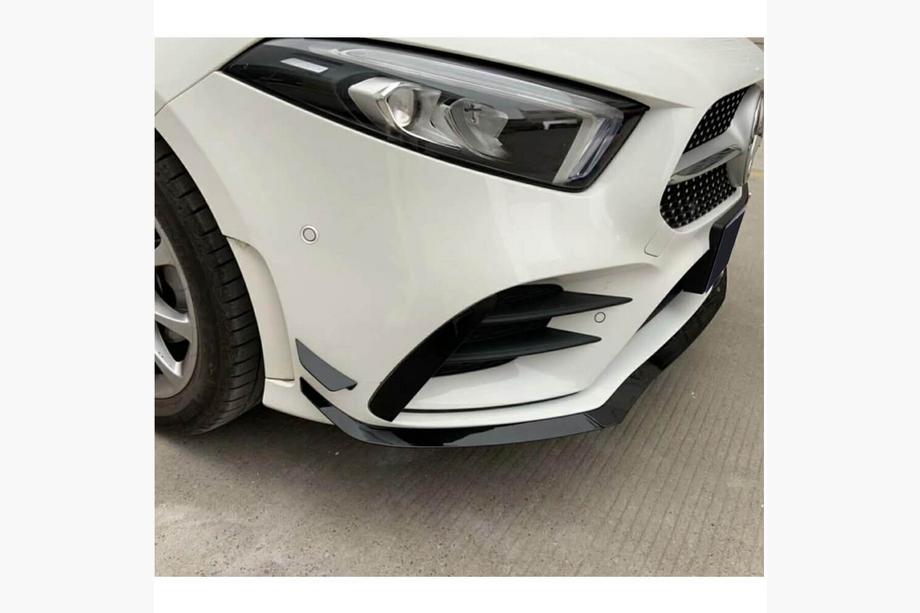 Mercedes A-class W177 2018- Frontlippe V1 für AMG-Line SD 2018-2021 Carbon Foto 3