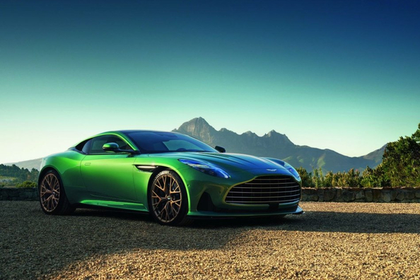 Testbericht zum Aston Martin DB12 Sportcoupé 2024