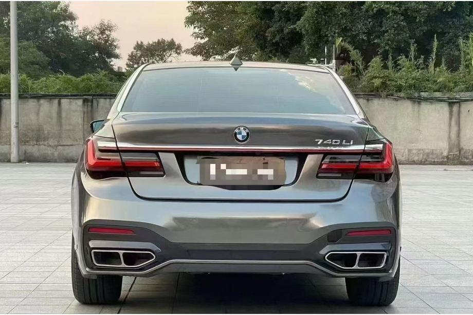 BMW 7 Series F01/F02 2008-2015 Facelift-Umrüstkit auf G12 M760 (ohne Austausch von Kofferraumdeckel und hinteren Kotflügeln) Foto 5
