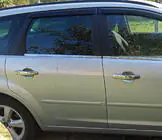 Ford Focus II 2008-2011 Chrom Unterlagen für Türgriffe (4 Stk, Kunststoff) Foto 3