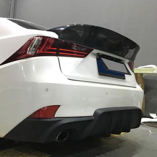 Spoiler V4 (für 2013-2020, Carbon) Foto 2