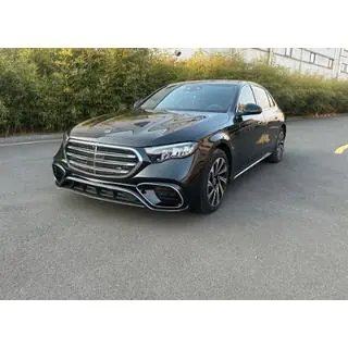Frontstoßstange im W223 AMG-Line Stil Foto 1