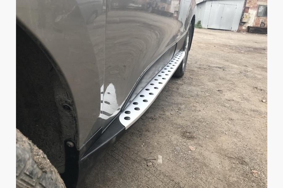 Hyundai IX-35 2010-2015 Seitenschweller Niken-BMW-Style (2 Stk, Kunststoff) Image