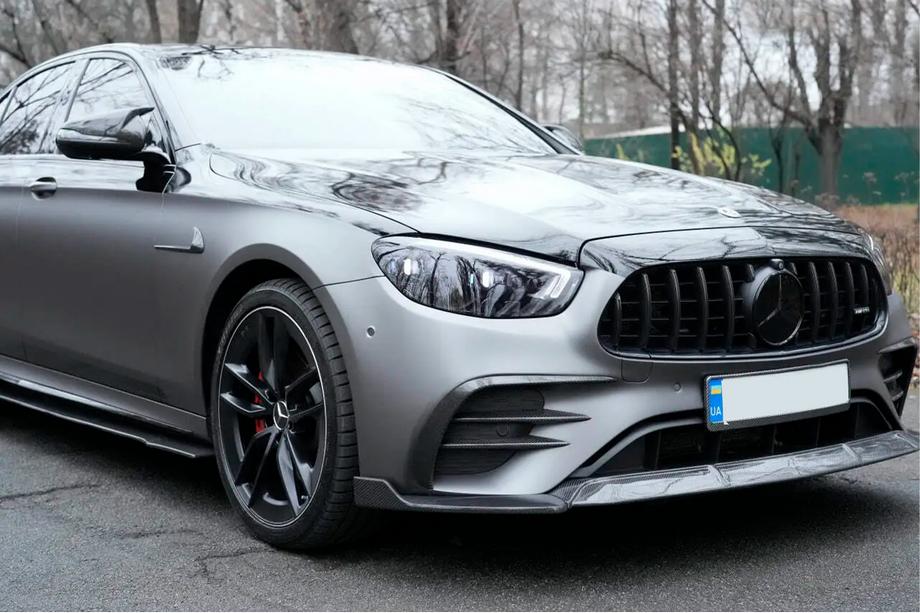 Mercedes E-class W213 2016-2023 Carbon Abdeckungen für vordere Kotflügel Image