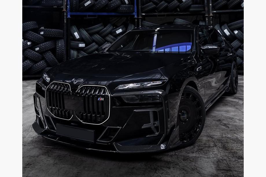 BMW 7 Series G70/G71 2022- Bodykit MNSR-Style Carbon Foto 2