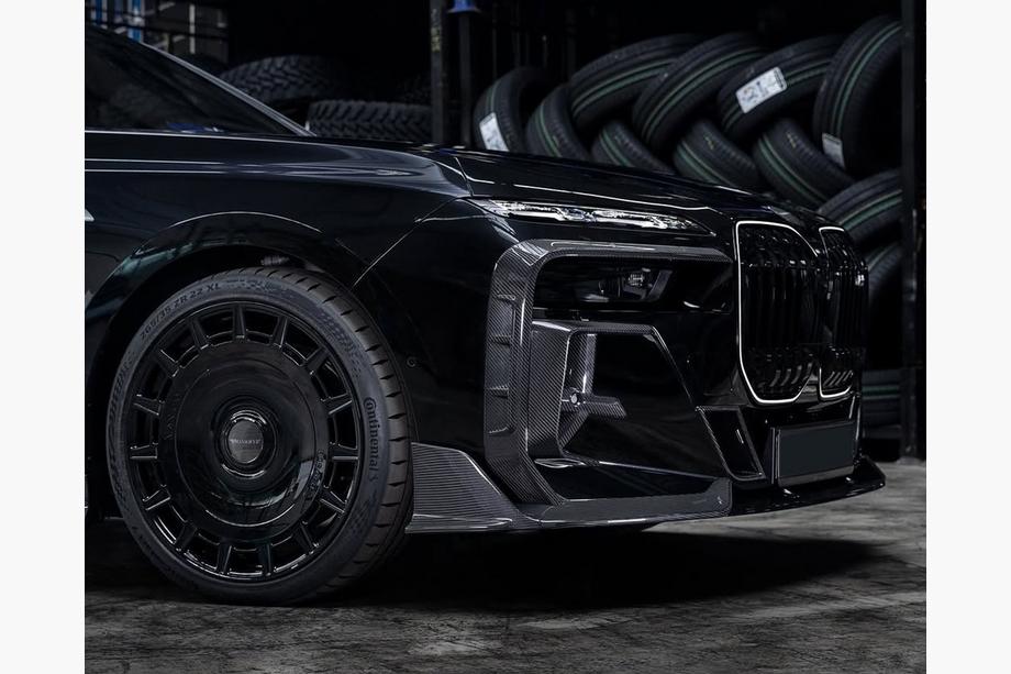 BMW 7 Series G70/G71 2022- Bodykit MNSR-Style Carbon Foto 6